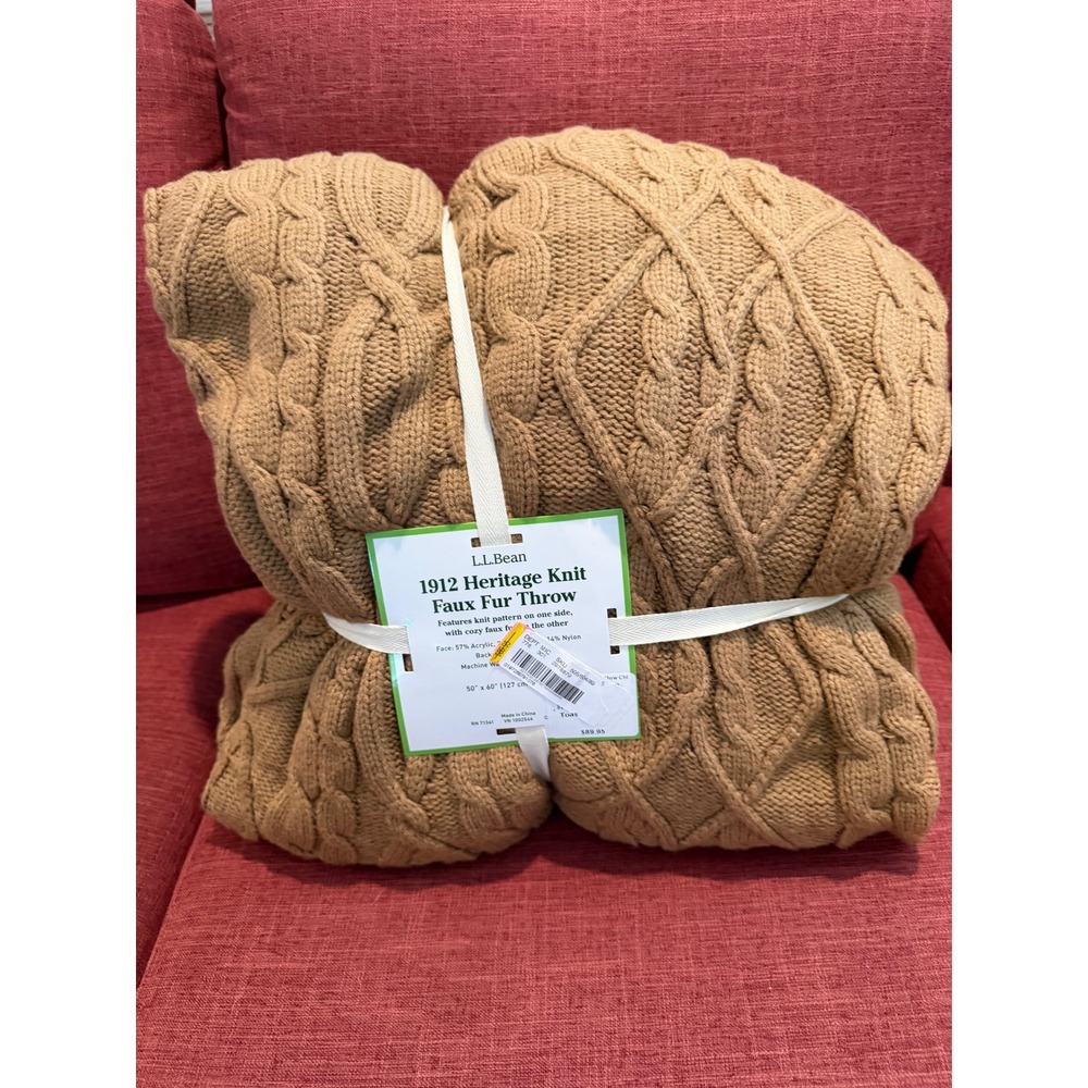 LL Bean NWT 1912 Heritage Knit Faux Fur Throw Unisex 50x60 Tan Cable Knit